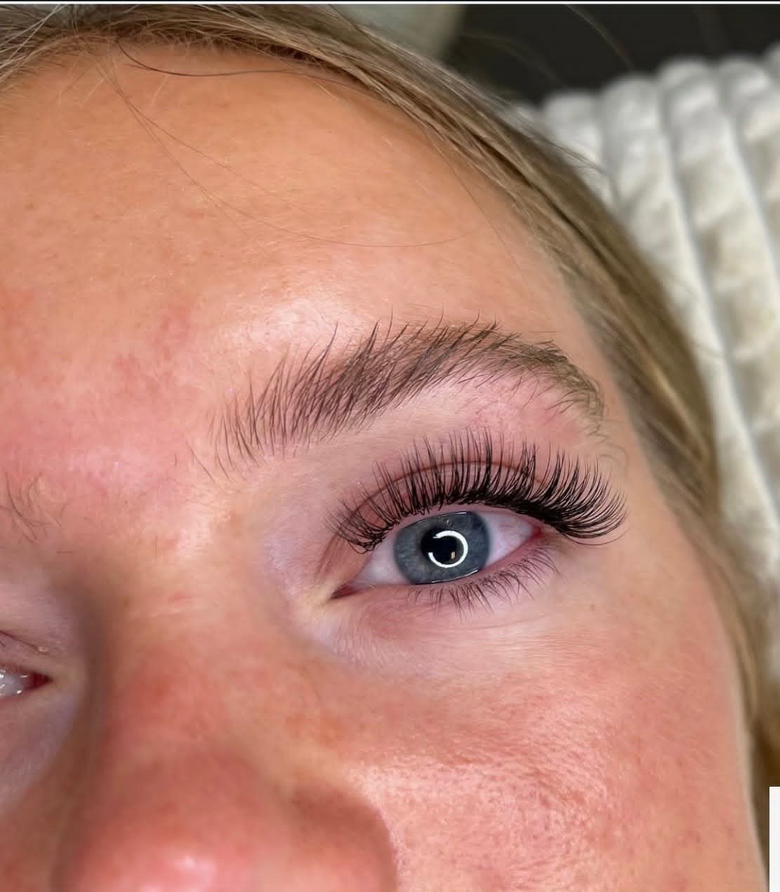 Single lashes